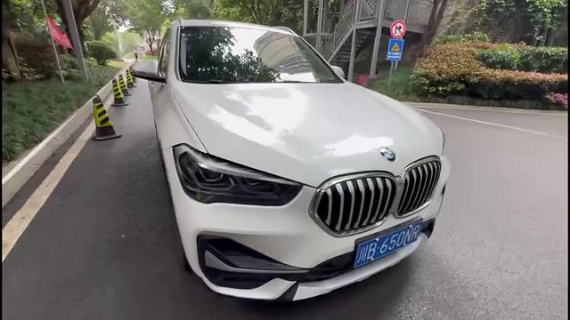 Осмотр BMW X1 в Китае