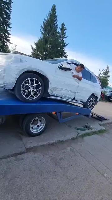 Выгрузка BMW X1