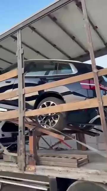 Погрузка Toyota RAV4