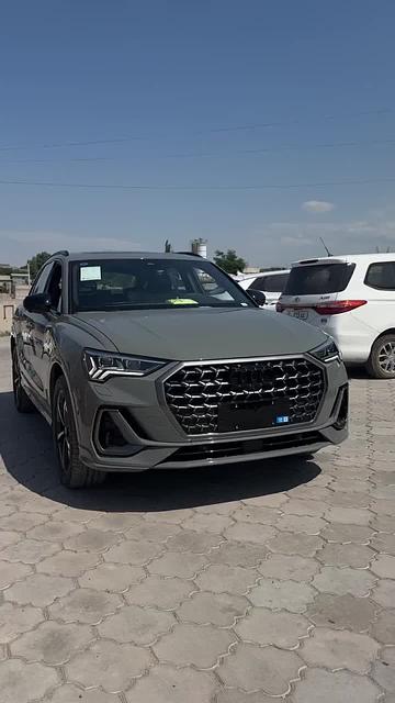 Погрузка Audi Q3